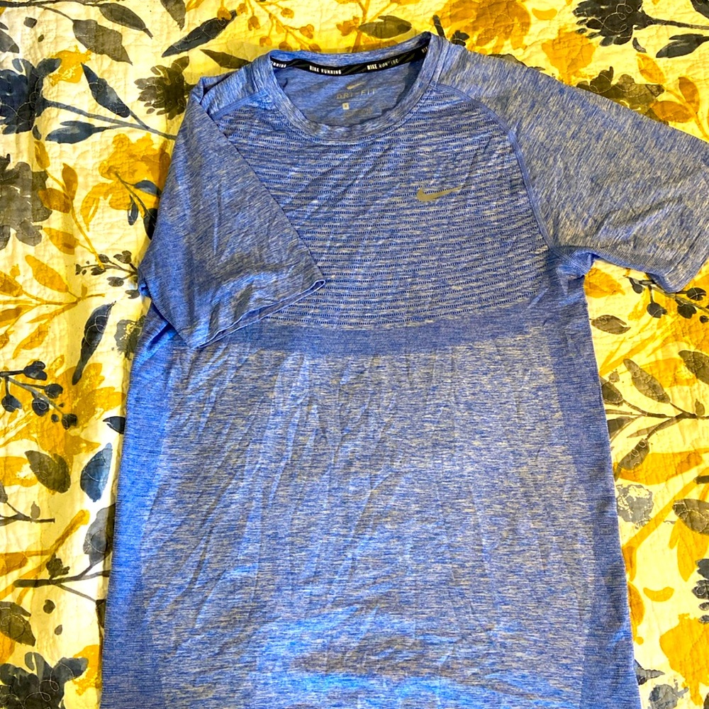 Men’s Small Nike Running Dri-Fit workout shirt